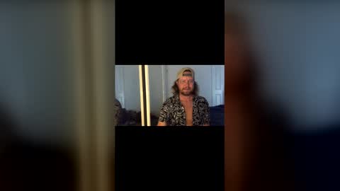 gcsurfer81 online show from November 25, 6:01 am