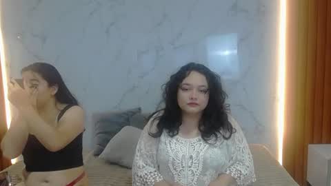 genesis_y_moon online show from July 14, 12:21 pm