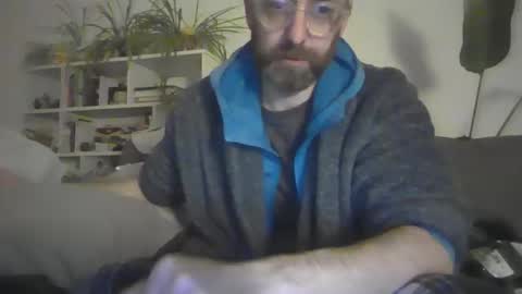 Snapshot of geon2xx chatting on November 2, 2:33 am Geon online show from November 2, 2:33 am