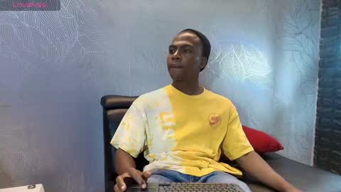 Snapshot of george_lancee chatting on October 2, 3:49 am G E O R G E online show from October 2, 3:49 am