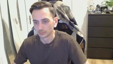 georgek0012 online show from May 23, 9:22 pm