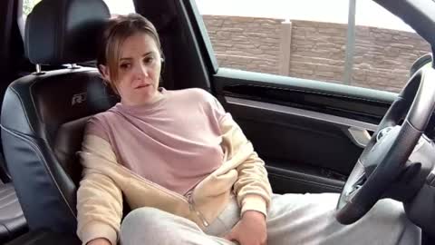Melissa online show from May 31, 8:24 am