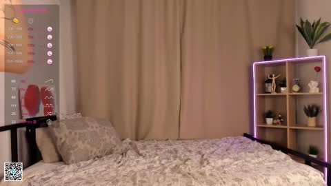 Snapshot of georginaarness chatting on February 25, 11:04 pm Georgina online show from February 25, 11:04 pm