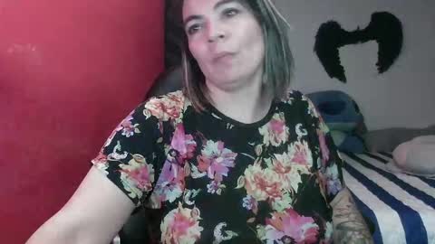 Georgina  online show from May 6, 4:40 am