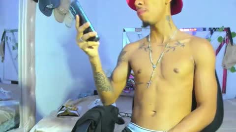 Snapshot of geriko_latinboy chatting on September 10, 4:57 am GERIKO online show from September 10, 4:57 am