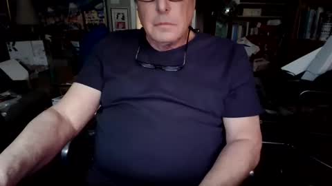 Snapshot of gerrardjj chatting on March 11, 9:37 pm Jason online show from March 11, 9:37 pm