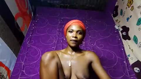 gggloria online show from March 19, 7:47 am