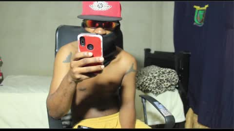 Snapshot of ghettolife2020 chatting on February 8, 11:55 am ghettolife2020 online show from February 8, 11:55 am