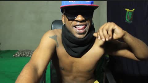 Snapshot of ghettolife2020 chatting on March 4, 12:44 pm ghettolife2020 online show from March 4, 12:44 pm