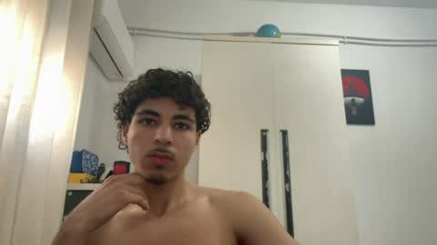 ghilassss online show from April 10, 11:15 am