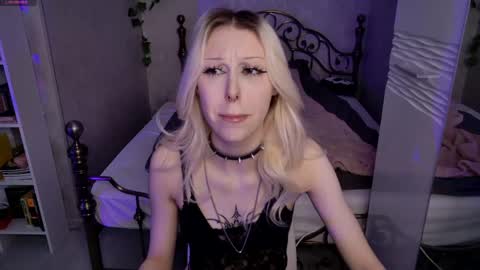 violeta online show from April 13, 11:58 am