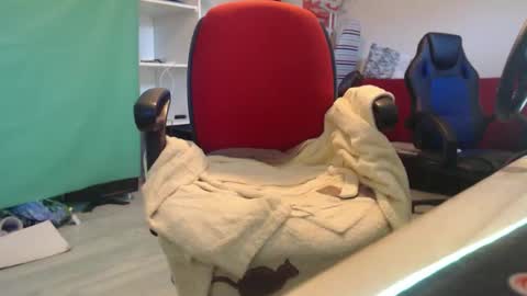 ghostatitude online show from October 30, 8:15 am