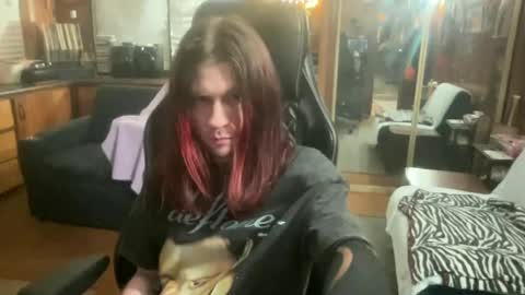 ghostboygbc online show from June 18, 5:02 am