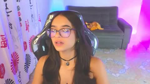 Snapshot of gia_flame_ chatting on September 24, 5:36 am gia_flame_ online show from September 24, 5:36 am