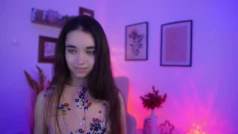 Gia Paige18 online show from November 19, 7:12 pm