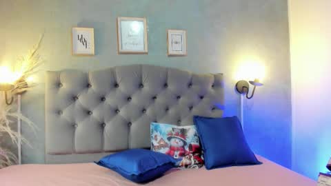 giannaslimjb online show from November 23, 9:24 pm