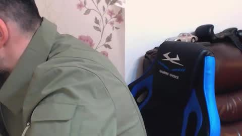 Gianni online show from March 25, 6:36 pm