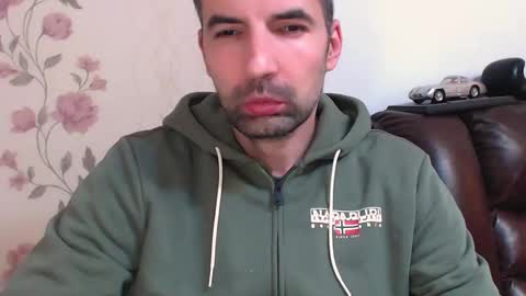 Gianni online show from April 2, 9:00 pm