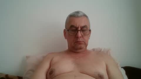 gigi1970 online show from March 19, 1:16 pm