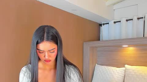 gigi wilden online show from November 27, 2:58 pm