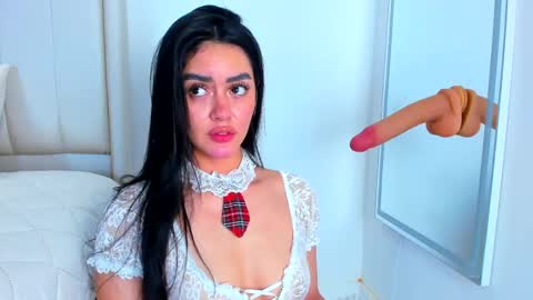 gigi wilden online show from April 1, 1:41 pm