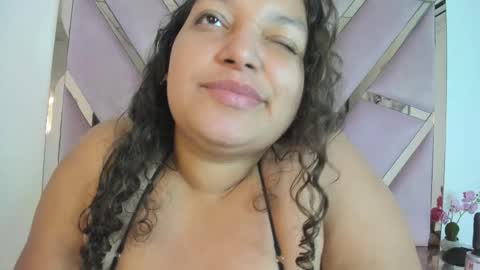 gigiht online show from January 13, 9:44 pm