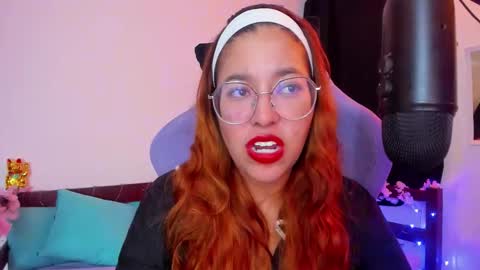 gigimooon online show from November 8, 2:47 am