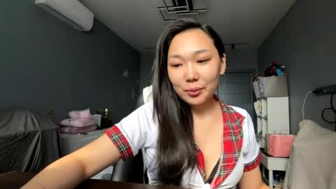 Agatha online show from March 6, 2:10 am