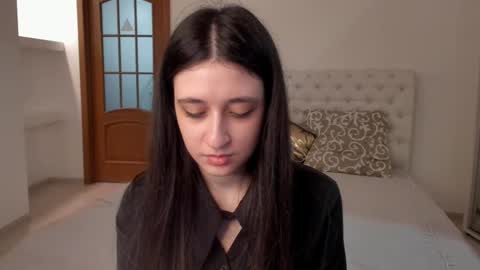 Kate online show from February 25, 1:21 pm