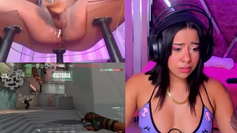 Snapshot of ginakurt_ chatting on September 12, 4:14 am Gina online show from September 12, 4:14 am