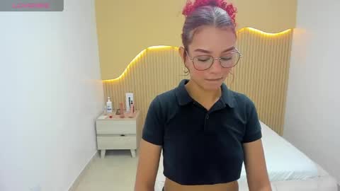  G I A N A  online show from May 29, 7:56 pm