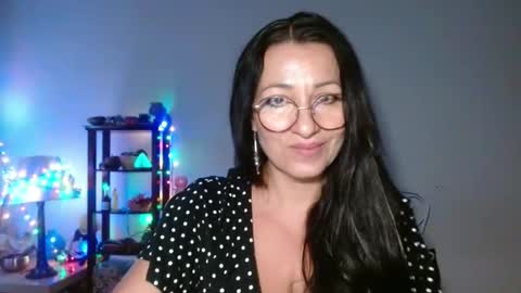 Snapshot of ginaoneon chatting on October 4, 8:17 pm GinaONeon online show from October 4, 8:17 pm