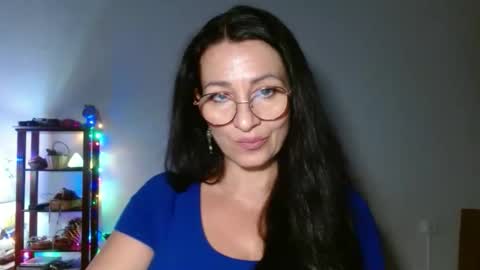 GinaONeon online show from November 4, 8:54 pm