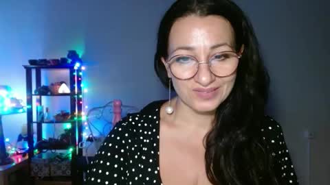 Snapshot of ginaoneon chatting on October 7, 8:38 pm GinaONeon online show from October 7, 8:38 pm