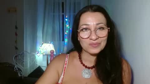 Snapshot of ginaoneon chatting on September 27, 8:17 pm GinaONeon online show from September 27, 8:17 pm