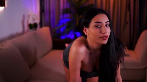 Gina online show from March 6, 8:27 pm