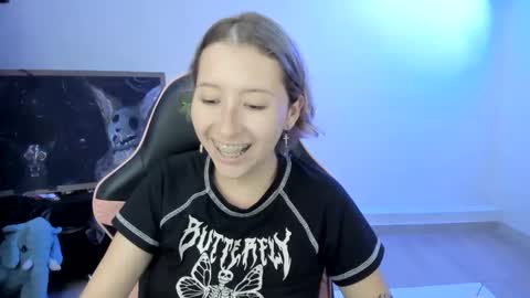 Snapshot of ginger_sweetty chatting on December 5, 12:47 am Ginger online show from December 5, 12:47 am