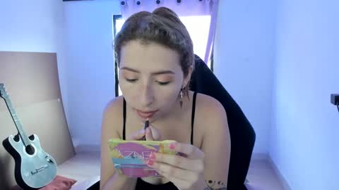Snapshot of ginger_sweetty chatting on December 1, 8:55 pm Ginger online show from December 1, 8:55 pm