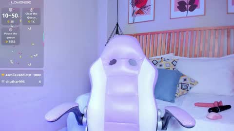        online show from September 28, 3:32 pm