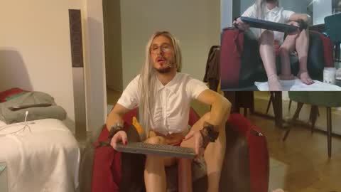 GingerPink online show from October 9, 6:13 pm