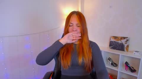 gingerr_pie online show from September 26, 7:00 pm