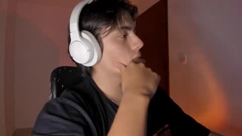 GioRusso online show from December 18, 12:50 am