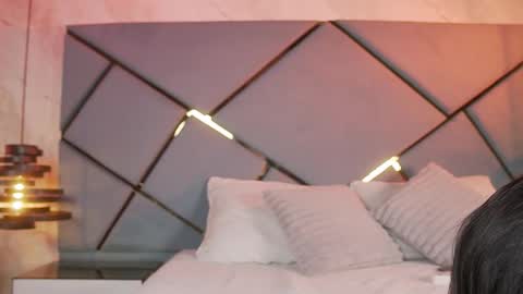 Snapshot of giorgia_13 chatting on October 23, 3:19 am giorgia online show from October 23, 3:19 am
