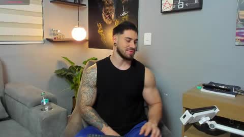 Giorgio leone online show from May 1, 12:04 am
