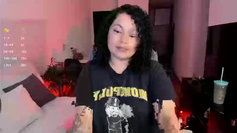 Snapshot of girl_inline chatting on September 25, 1:34 am girl_inline online show from September 25, 1:34 am