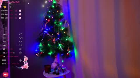 Snapshot of girl_peach_ chatting on December 30, 5:12 pm Kate online show from December 30, 5:12 pm
