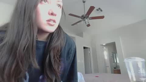 Snapshot of girlnextdoor702 chatting on March 4, 10:05 pm Jasmine online show from March 4, 10:05 pm