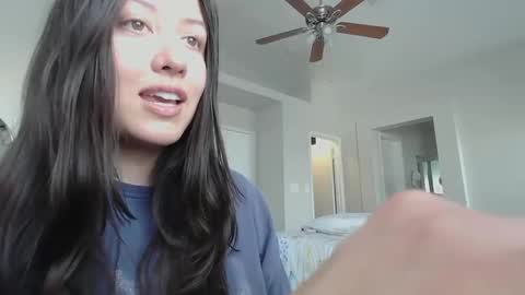 Snapshot of girlnextdoor702 chatting on December 8, 9:41 pm Jasmine online show from December 8, 9:41 pm