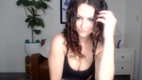 Girlnexxxdoor online show from March 2, 12:48 am