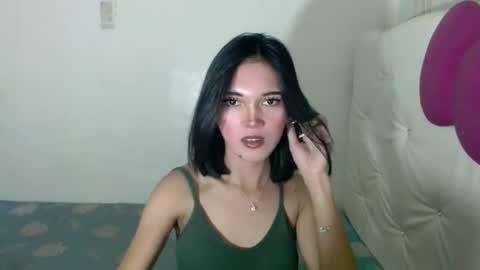 Snapshot of girlthatyouwantxx chatting on September 25, 7:15 am Divine online show from September 25, 7:15 am